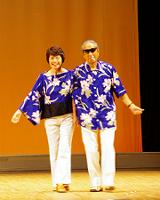 �N���b�N����Ɗg��